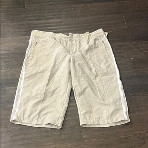 Passports Sporty Shorts tan white new Women’s Size XL